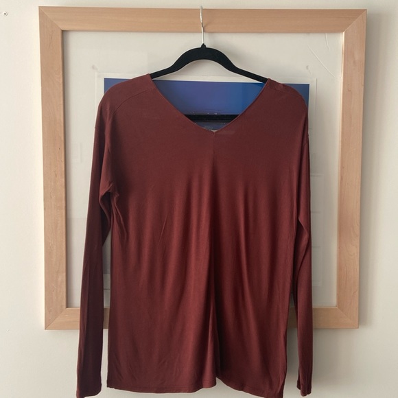 VINCE Long Sleeve Double V-Neck Top - Picture 2 of 3